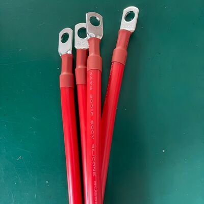 2AWG tot 10AWG-batterijverbindingskabel met siliconenisolatie en M6 M8 M10-terminals voor automotive zonne-camper